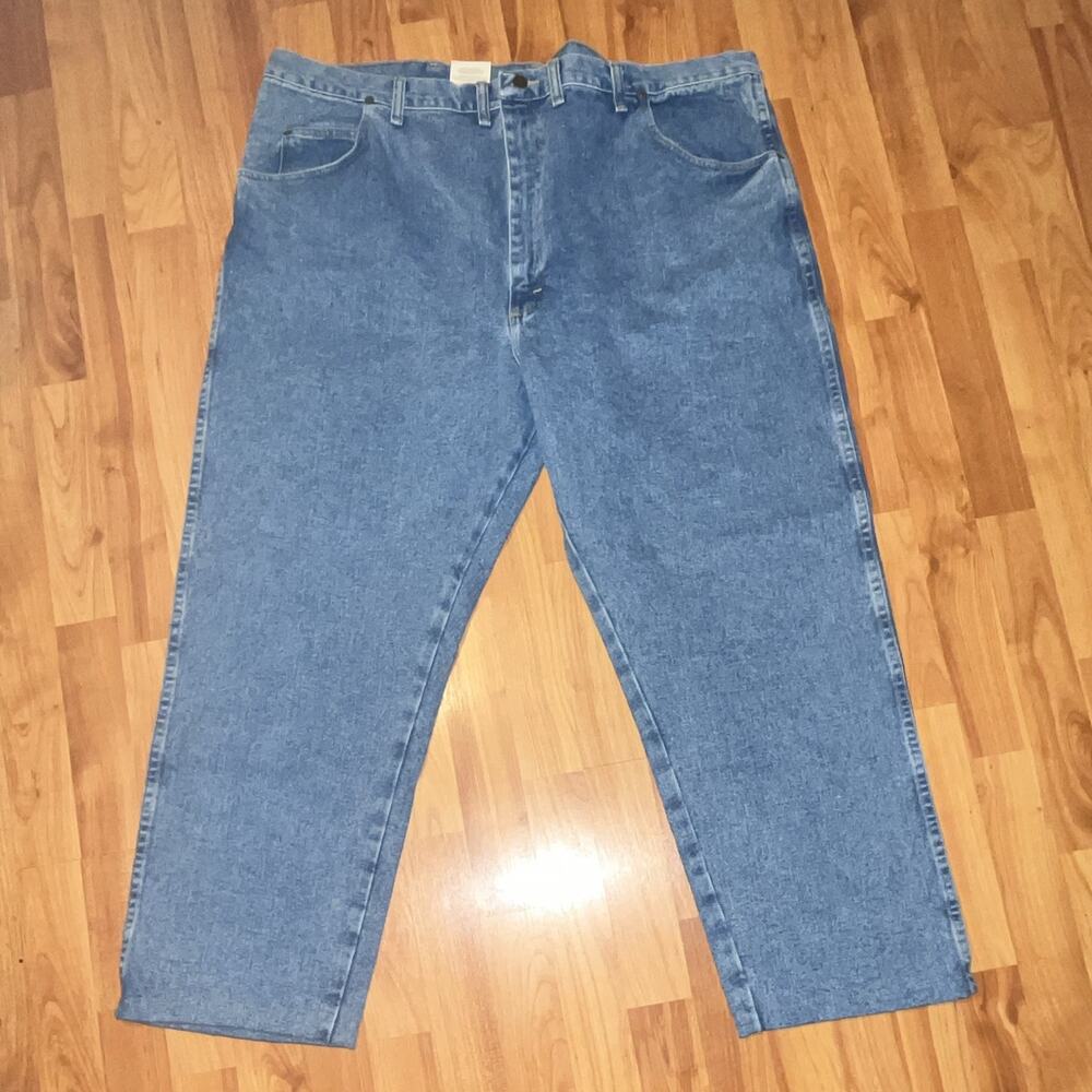 Wrangler Men’s Big & Tall Relaxed Fit Bootcut Blue Medium Wash Denim Jeans